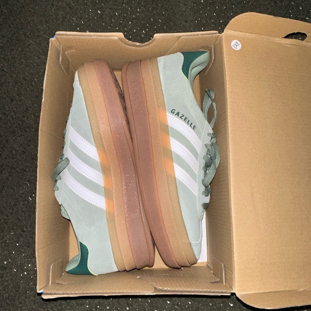 Gazelle Bold Platform Sneaker